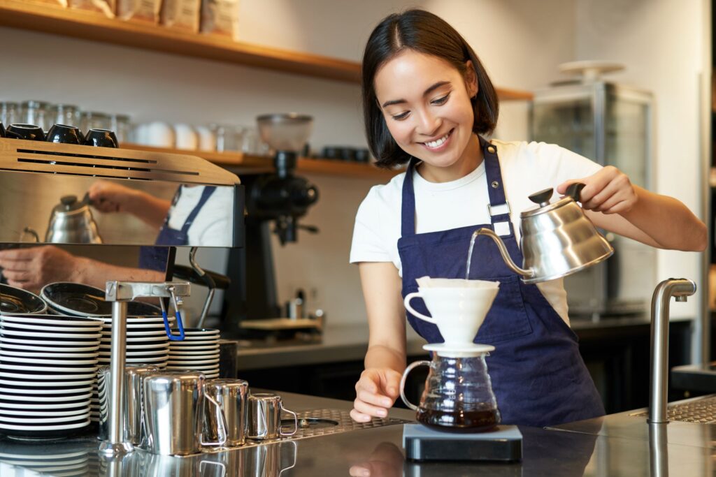 No mercado competitivo das cafeterias, ter uma presença digital sólida pode ser o diferencial entre o sucesso e a estagnação. A BP Hub é especialista em estratégias digitais personalizadas que ajudam cafeterias a se destacarem online, atraírem mais clientes e aumentarem suas vendas. Veja como podemos transformar o sucesso da sua cafeteria com soluções digitais sob medida: